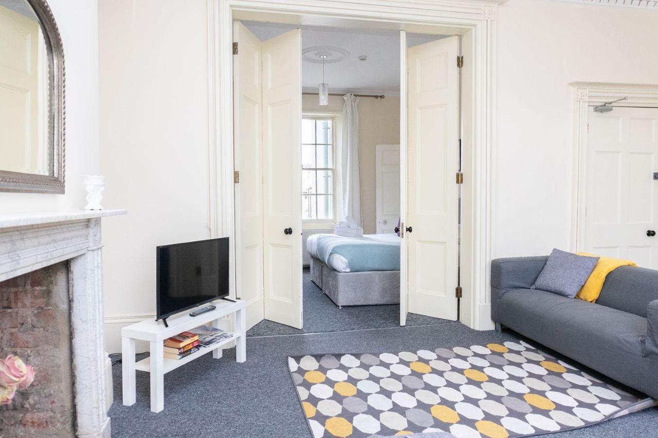 K Suites - Montpellier Apartments Cheltenham Bagian luar foto