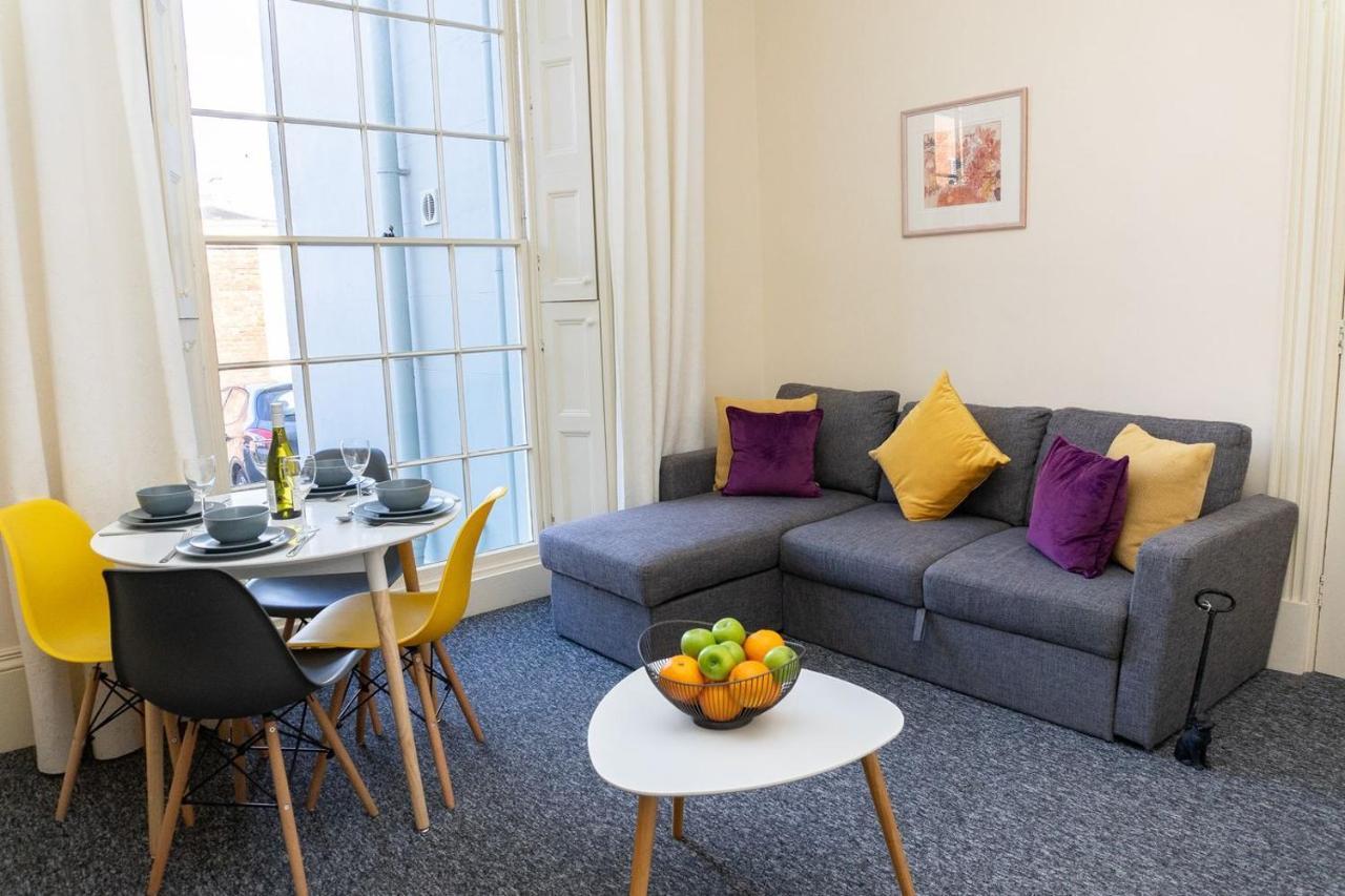 K Suites - Montpellier Apartments Cheltenham Bagian luar foto